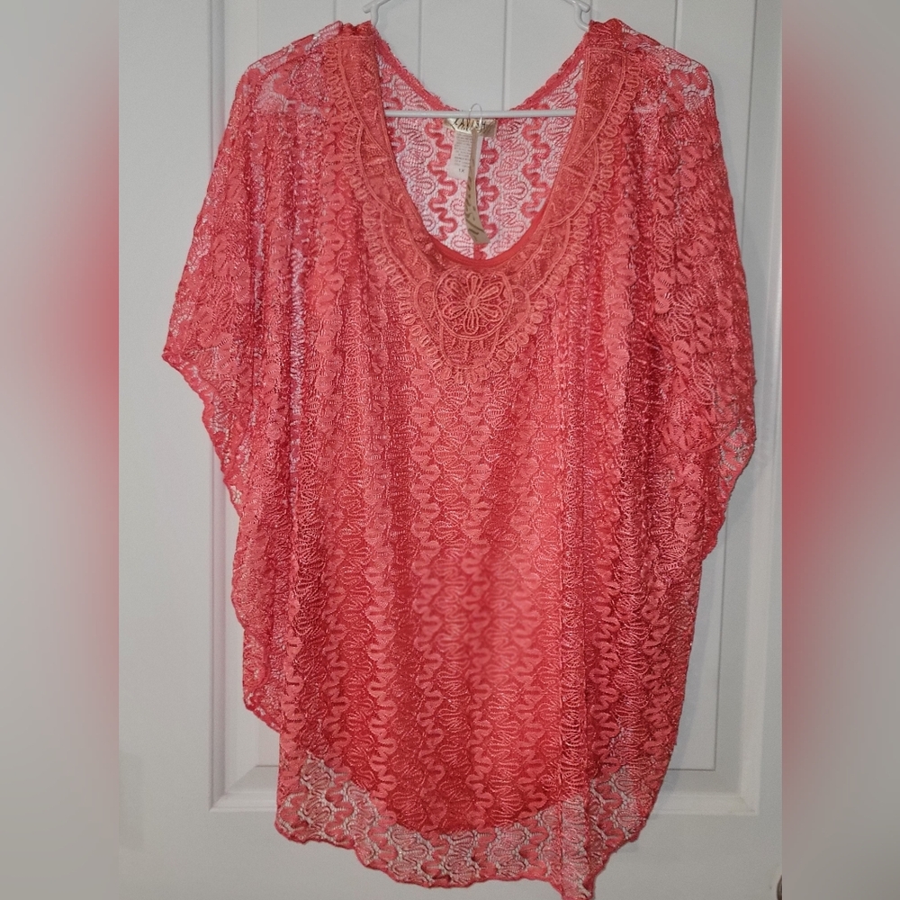 Lavish Coral Lace Top NWT 1X